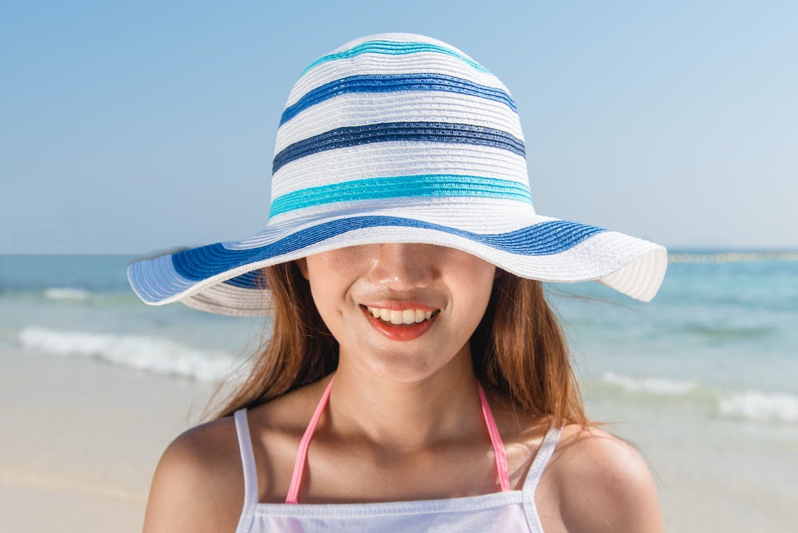 Tips to make you look stunning this summer season with a hat