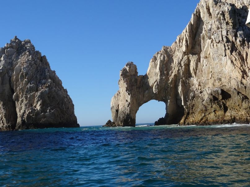 A-rock-formation-in-Cabo